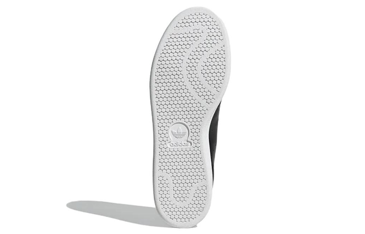 Details for スタンスミス "ブラックターボ" GZ2057