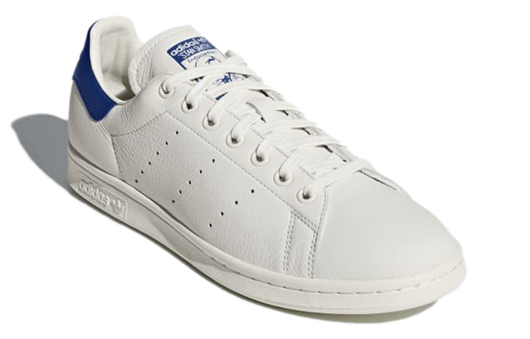 Lookbook スタンスミス チョークロイヤル B37899