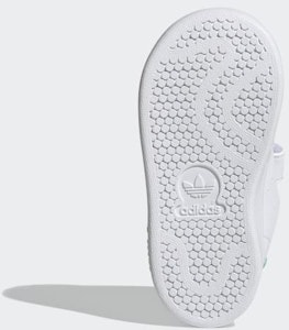 (TD) 阿迪达斯 史密斯经典板鞋 '白云色' FX7532 Lookbook (TD) 阿迪达斯 史密斯经典板鞋 '白云色' FX7532