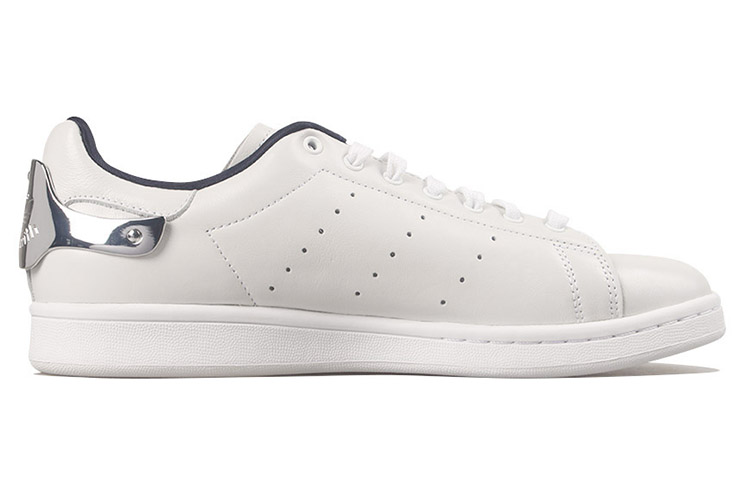 Order adidas Stan Smith ''Zilveren Hiel Tab'' FZ5396