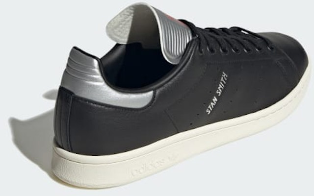 阿迪达斯史密斯经典银色金属鞋 IF1827 Purchase 阿迪达斯史密斯经典银色金属鞋 IF1827