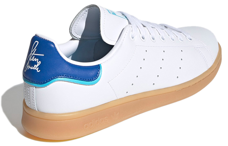 Shop 아디다스 스탠 스미스 '화이트 블루 검'(80 characters) FU9600