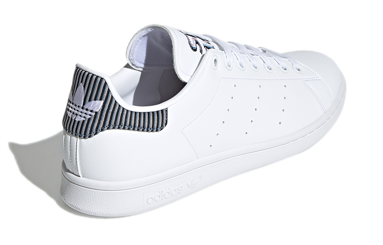 Shop adidas Stan Smith 'Putih Biru Muda' H04333