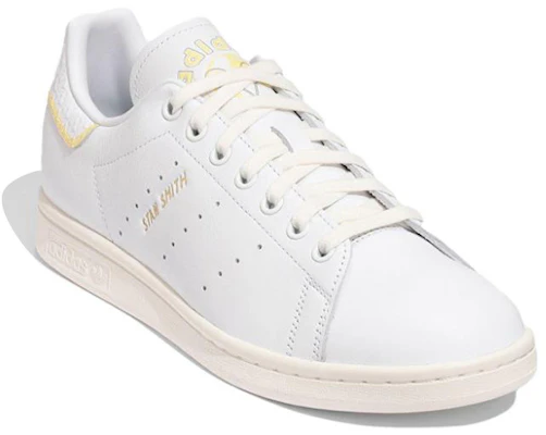 阿迪达斯 Stan Smith 白粉压纹后跟款 IF9061 Lookbook 阿迪达斯 Stan Smith 白粉压纹后跟款 IF9061