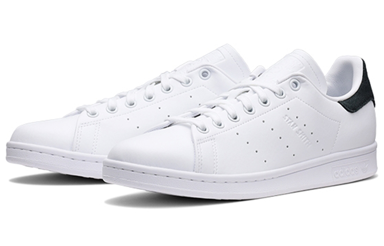 Order 阿迪达斯史密斯板鞋 白色核心黑 GX4429