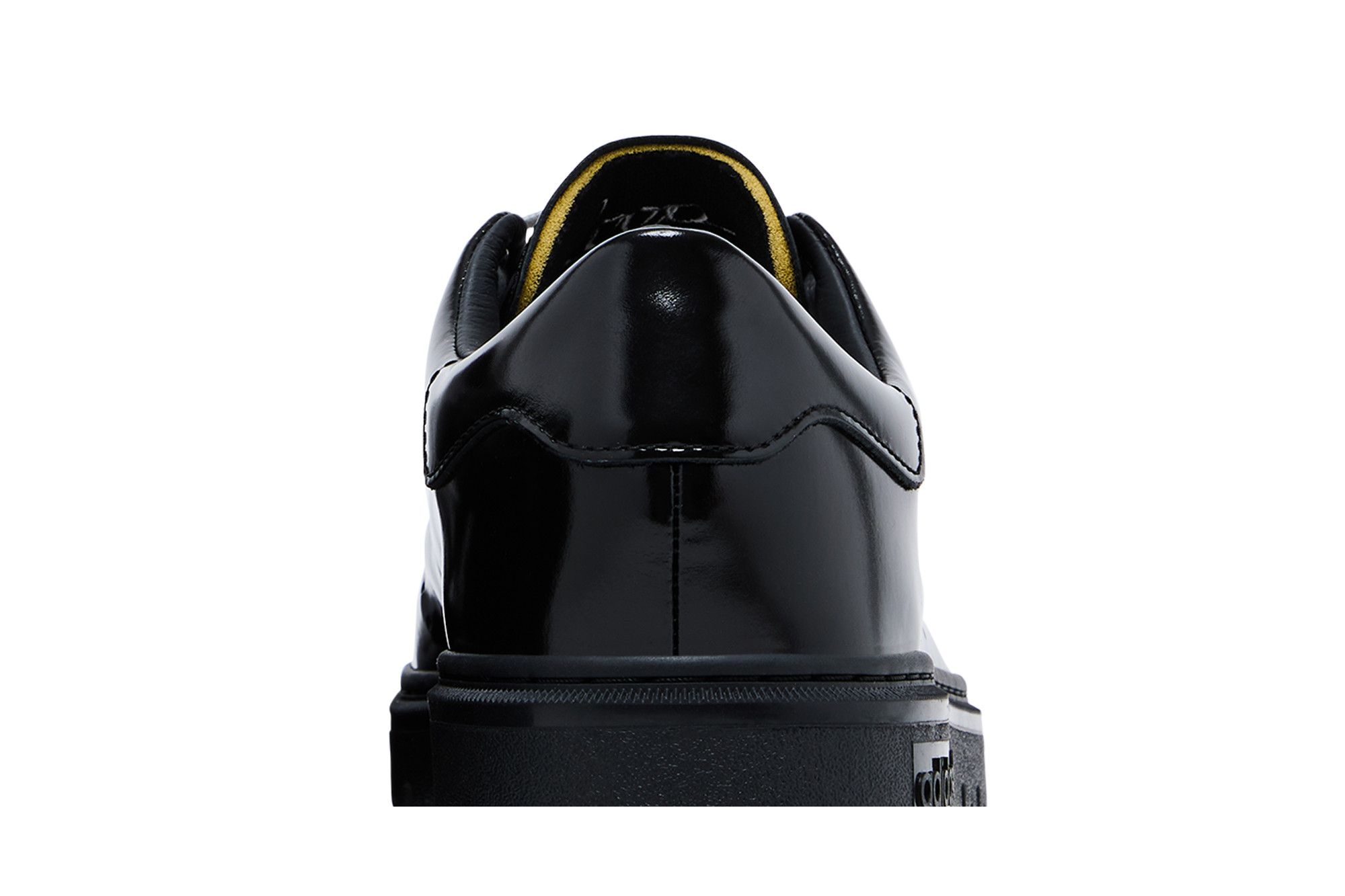 Sizing アディダス スタンスミス フライツァイト スポンジボブ スクエアパンツ JQ6779