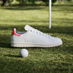 adidas Stan Smith Golf 'Preloved Scarlet' Merah Terpakai IF8685 Lookbook adidas Stan Smith Golf 'Preloved Scarlet' Merah Terpakai IF8685