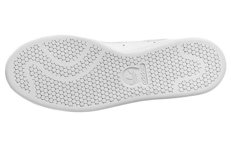 Shop 阿迪达斯史密斯中帮'白绿' S75028