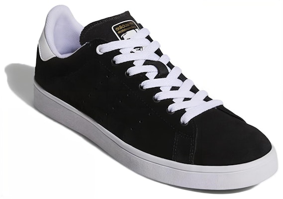 阿迪达斯斯坦史密斯Vulc '核心黑' BB8743 Lookbook 阿迪达斯斯坦史密斯Vulc '核心黑' BB8743