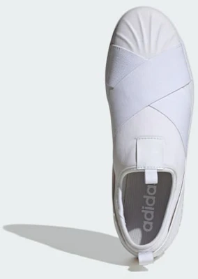 阿迪达斯街头谈论 全白/全白/全白 KK0374 Lookbook 阿迪达斯街头谈论 全白/全白/全白 KK0374