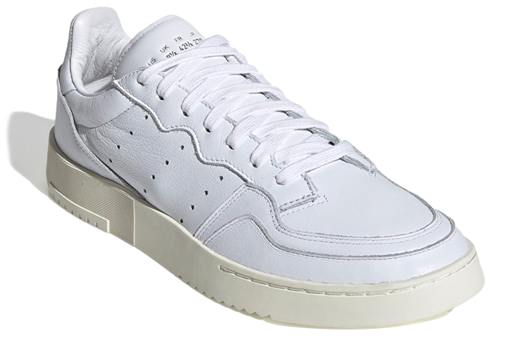 Lookbook 阿迪达斯 Super Court '米白色' 运动鞋 EE6325