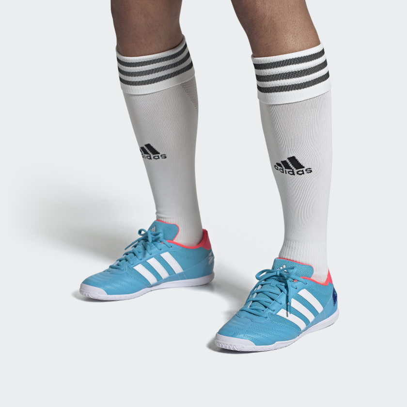 Sizing adidas 超级宴會藍白