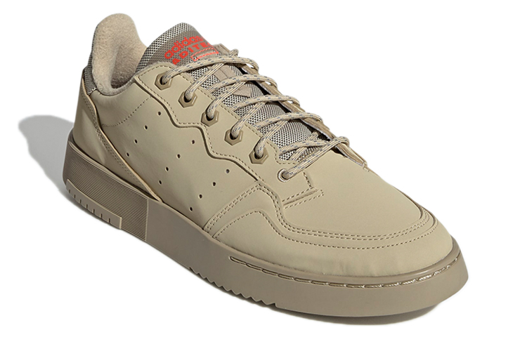 Lookbook 阿迪达斯 Supercourt 'Savannah' 运动鞋 FV4656