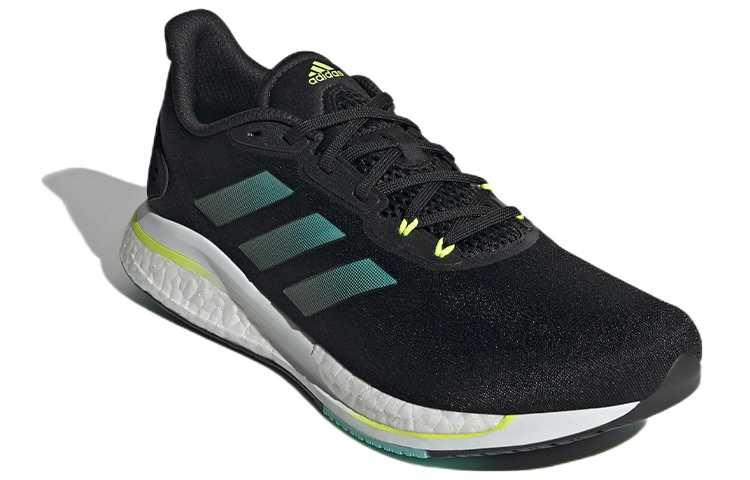 Lookbook 愛迪達 Supernova+ CC '黑薄荷奔馳' GX2960