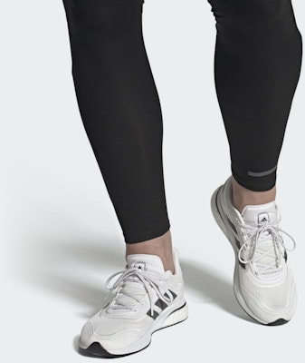 adidas Supernova 'Putih Abu-Abu' FV6026 Sizing adidas Supernova 'Putih Abu-Abu' FV6026