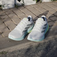 Shop Adidas Supernova Ease 白雲灰/灰三色/閃亮水藍 JQ2511