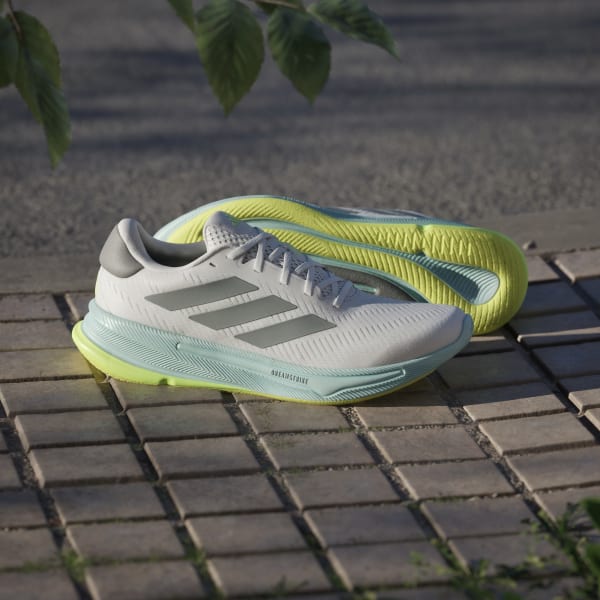 Sizing 아디다스 슈퍼노바 이즈 클라우드 화이트/그레이 쓰리/세미 플래시 아쿠아 JQ2511