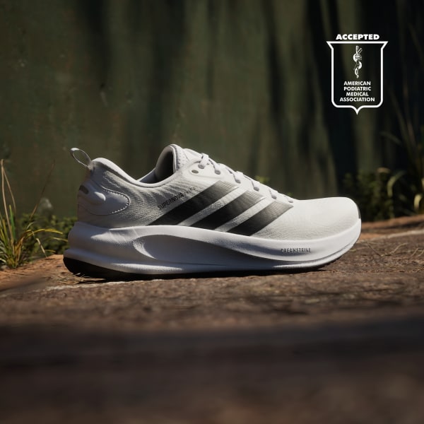 Lookbook adidas Supernova IZZ 2 M Sneakers Cloud White/Core Black/Crystal White JQ4254