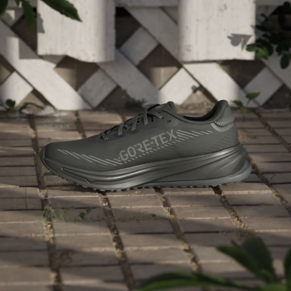 Sizing Adidas Supernova Rise GTX 慢跑鞋 黑色/碳灰/黑色 JP7763