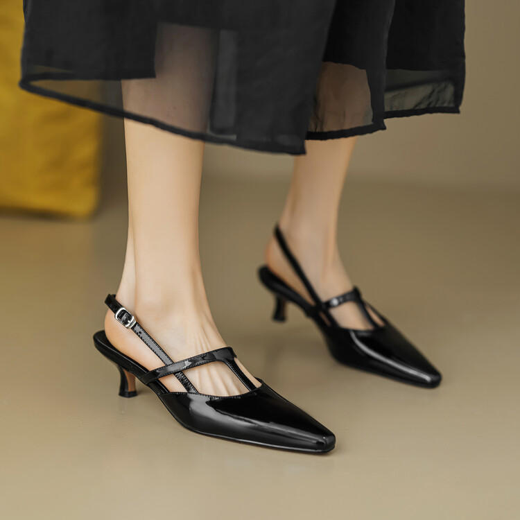 Lookbook 阿迪达斯Superstar 80s '白黑小马毛' BB2231