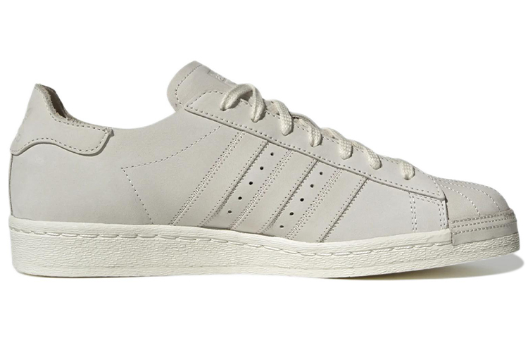 Lookbook 阿迪达斯 Superstar 82 '铝灰色' GX7317
