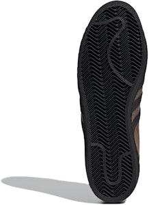 adidas Superstar 82 'Tormenta Negra' IF9034 Details for adidas Superstar 82 'Tormenta Negra' IF9034