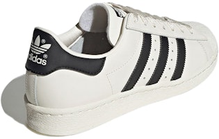 adidas Superstar 82 'Putih Awan/Core Hitam/Putih Kusam' GY7037 Shop adidas Superstar 82 'Putih Awan/Core Hitam/Putih Kusam' GY7037