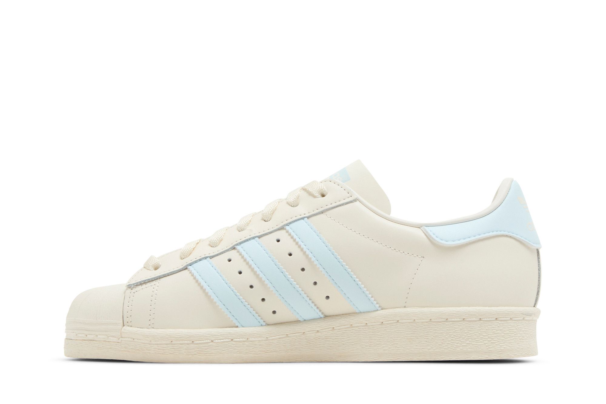 Lookbook adidas Superstar 82 ''Wolkwit Hemelblauw'' GZ4836