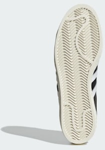 adidas Superstar 82 'Hitam Teras' ID5960 Shop adidas Superstar 82 'Hitam Teras' ID5960