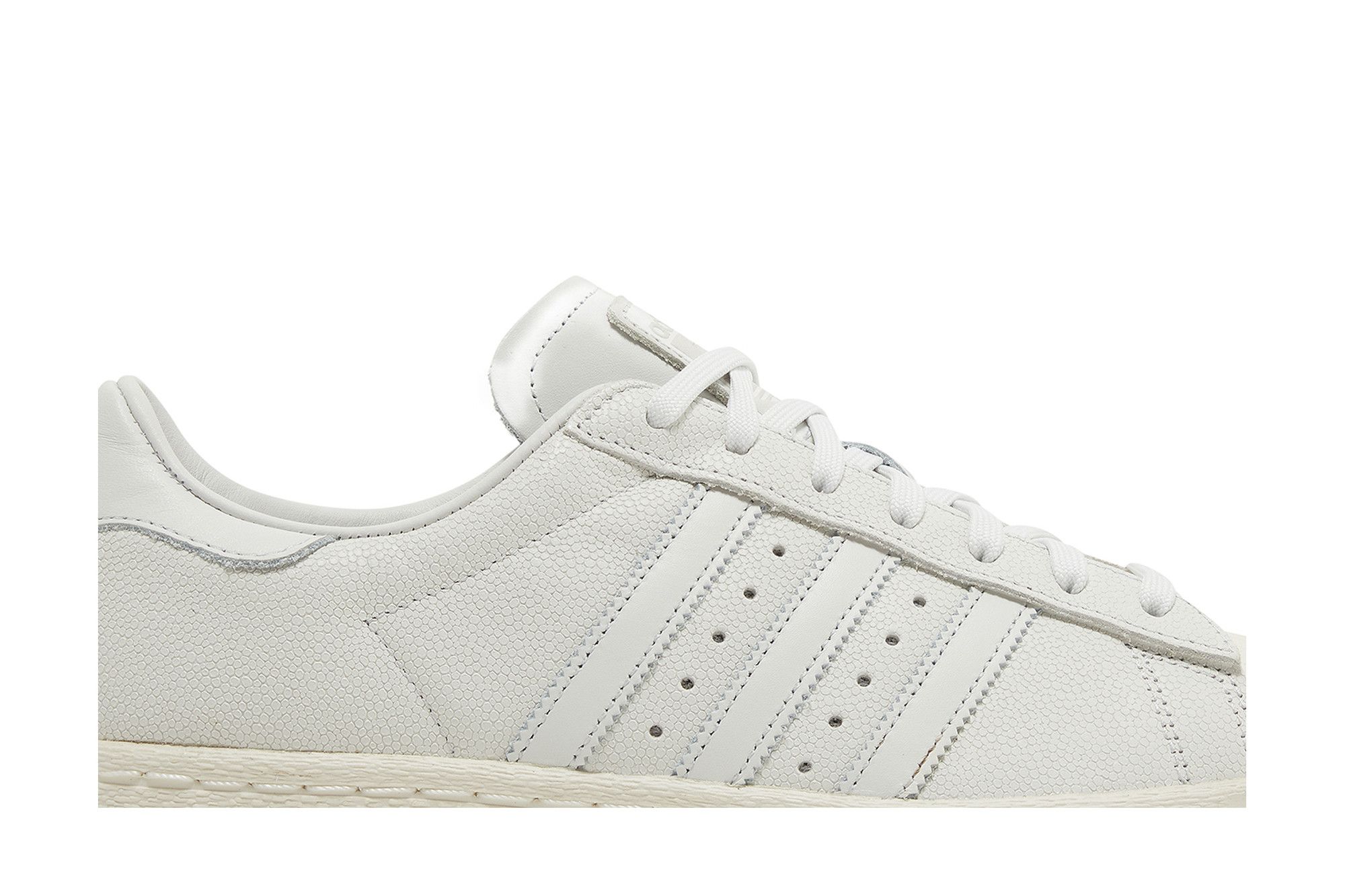 Lookbook adidas Superstar 82 ''Blanc Cristal'' HP2914