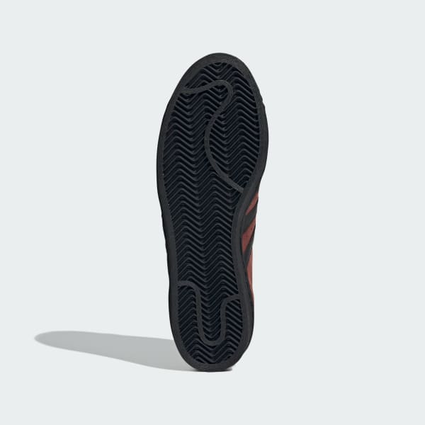 Shop adidas Superstar 82「供應商色」 IG9271