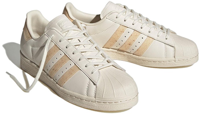 阿迪达斯Superstar 82 '奇幻白斑点' HP3169 Lookbook 阿迪达斯Superstar 82 '奇幻白斑点' HP3169