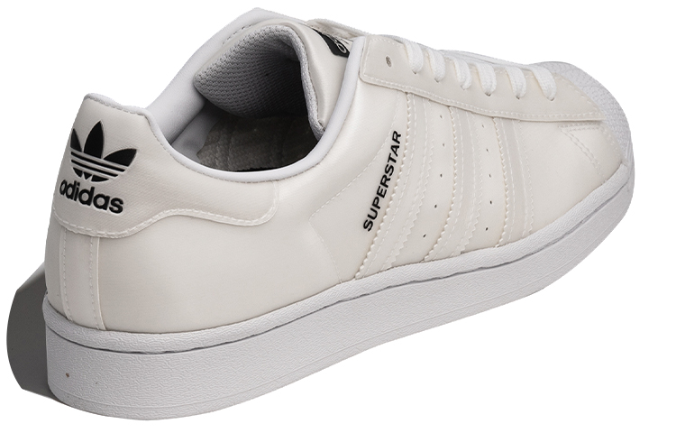 Shop 阿迪达斯 Superstar "50周年纪念" FX7781