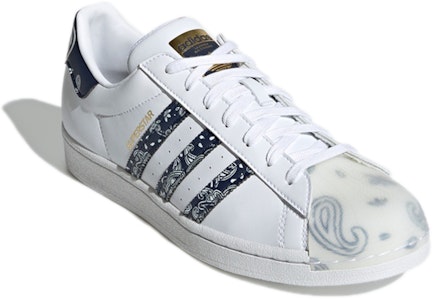 アディダス スーパースター "バンダナ" (白/紺) GX3655 Lookbook アディダス スーパースター "バンダナ" (白/紺) GX3655