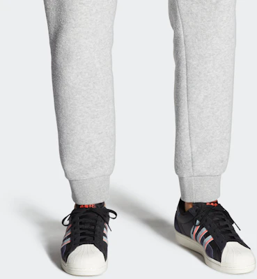 阿迪达斯超级明星“黑魔灰” GW5920 Sizing 阿迪达斯超级明星“黑魔灰” GW5920