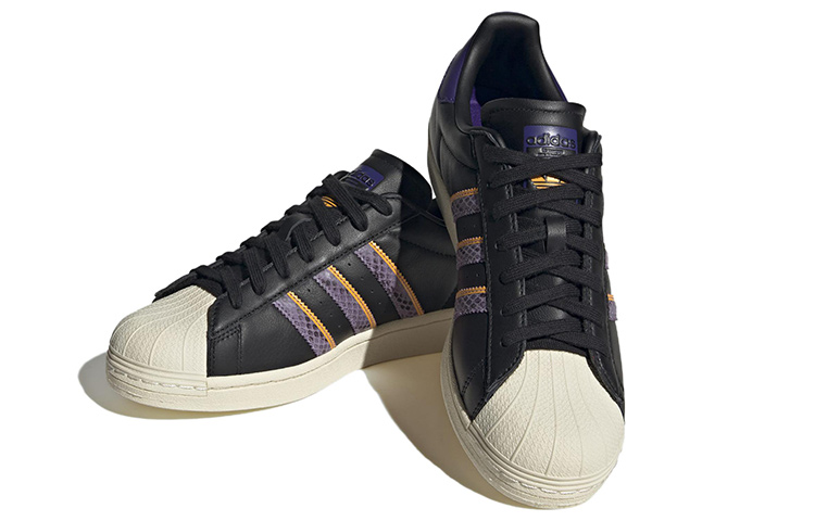 adidas Superstar 'Black Violet Fusion Snakeskin' 圖 3