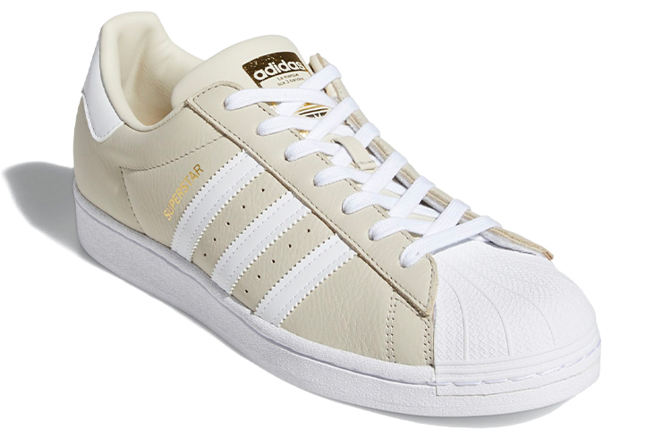 Lookbook アディダス スーパースター "ブリスホワイト" FY5865