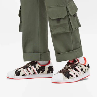 アディダス スーパースター "丑年" FY8798 Sizing アディダス スーパースター "丑年" FY8798