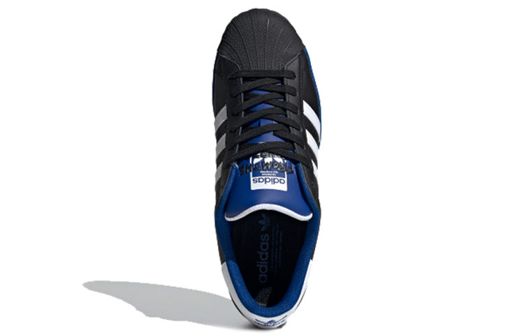 Shop adidas Superstar 'Collegiate Royal' Biru Kerajaan FV4190