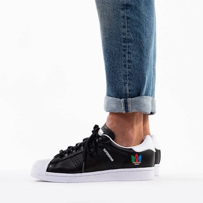 adidas originals Superstar 貝殼頭鋸齒三條紋 低筒 膠皮鞋 男款 黑彩 Sizing adidas originals Superstar 貝殼頭鋸齒三條紋 低筒 膠皮鞋 男款 黑彩