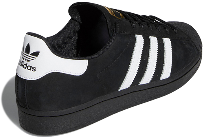 Shop adidas Superstar '經典黑' FV0321