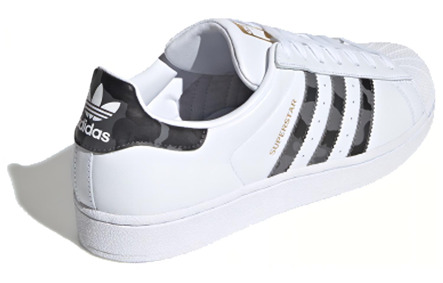Shop adidas originals Superstar 貝殼頭 復古休閒 防滑輕便 低筒 板鞋 男女同款 灰白