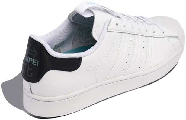 adidas Superstar 'Putih Kasut' FW2868 Shop adidas Superstar 'Putih Kasut' FW2868