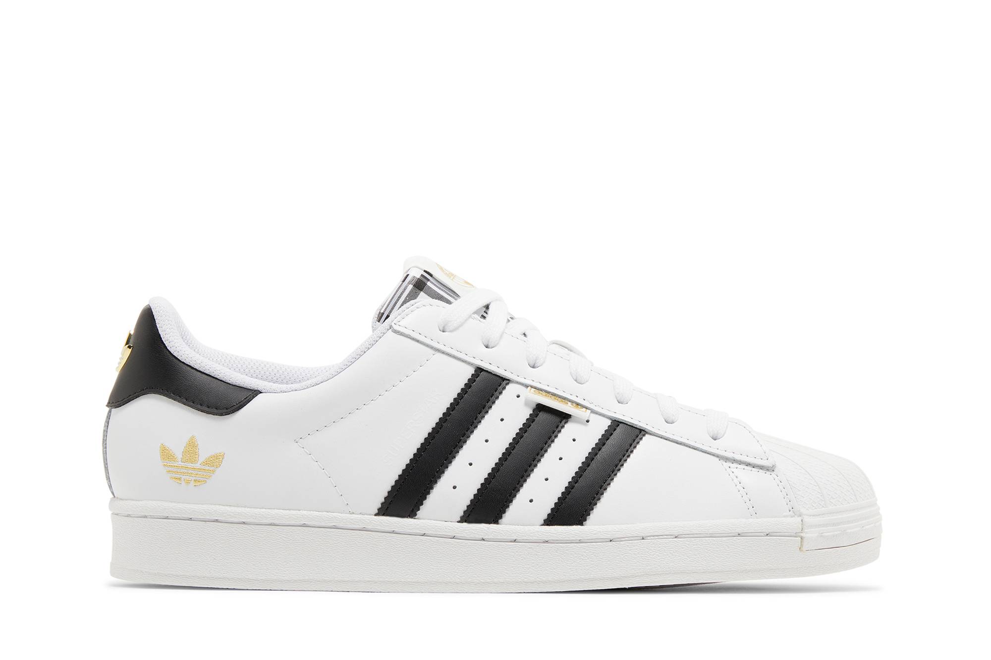 ee7399 adidas
