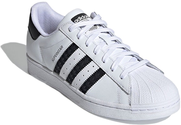 adidas Superstar 'Garis Logo - Putih Hitam' H68101 Lookbook adidas Superstar 'Garis Logo - Putih Hitam' H68101