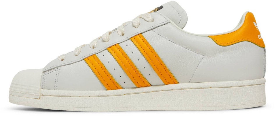 adidas Superstar 'Blanco Crema Oro Universitario' H68170 Lookbook adidas Superstar 'Blanco Crema Oro Universitario' H68170