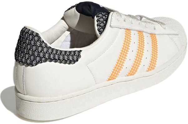 adidas Superstar 'Off White Orange Rush' Terbaru GZ4376 Shop adidas Superstar 'Off White Orange Rush' Terbaru GZ4376
