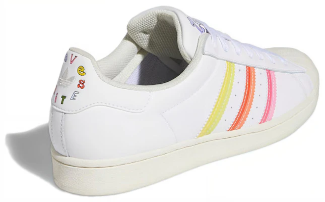 adidas Superstar 'Pride' Koleksi LGBT GW2415 Shop adidas Superstar 'Pride' Koleksi LGBT GW2415