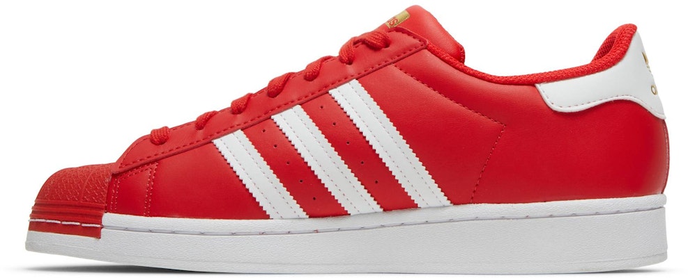 阿迪達斯超級巨星「紅雲白」GY5794 Lookbook 阿迪達斯超級巨星「紅雲白」GY5794