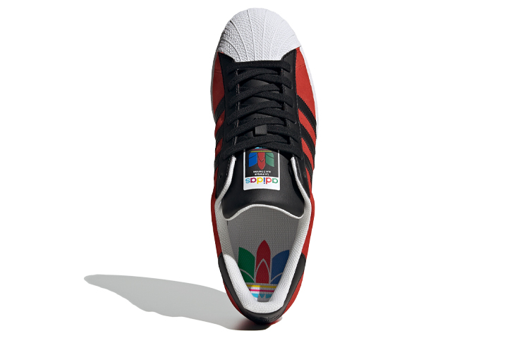 Purchase 阿迪达斯Superstar“红色核心黑” FU9522